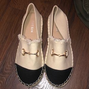 SHEIN Flats